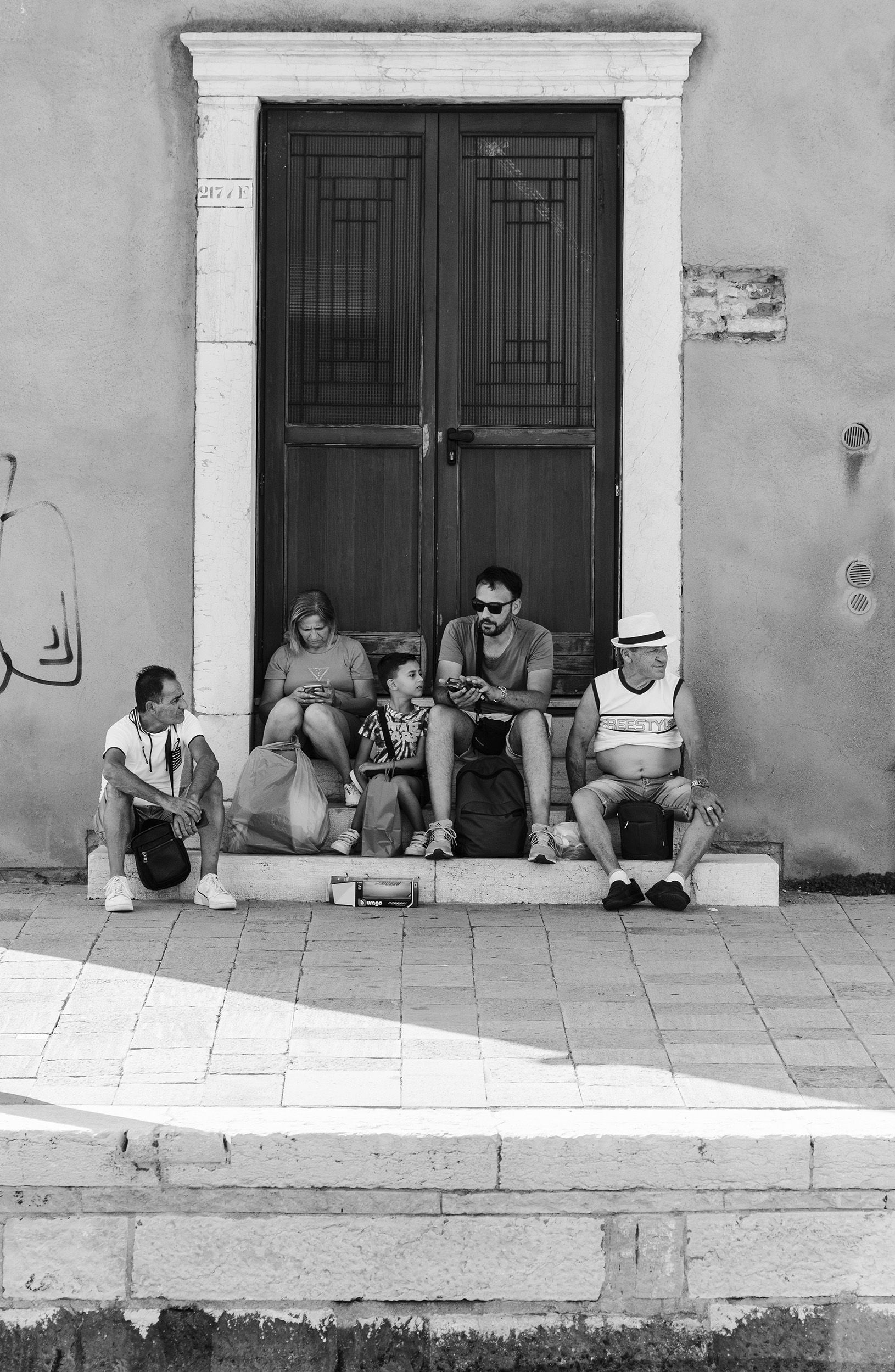Turisti Per Caso - Digital photo by Isabella Dellolio
